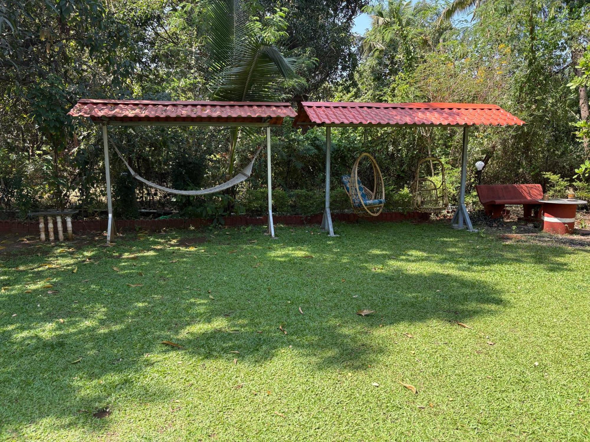 The Rippling Edge - River Front Property Karjat Eksteriør bilde