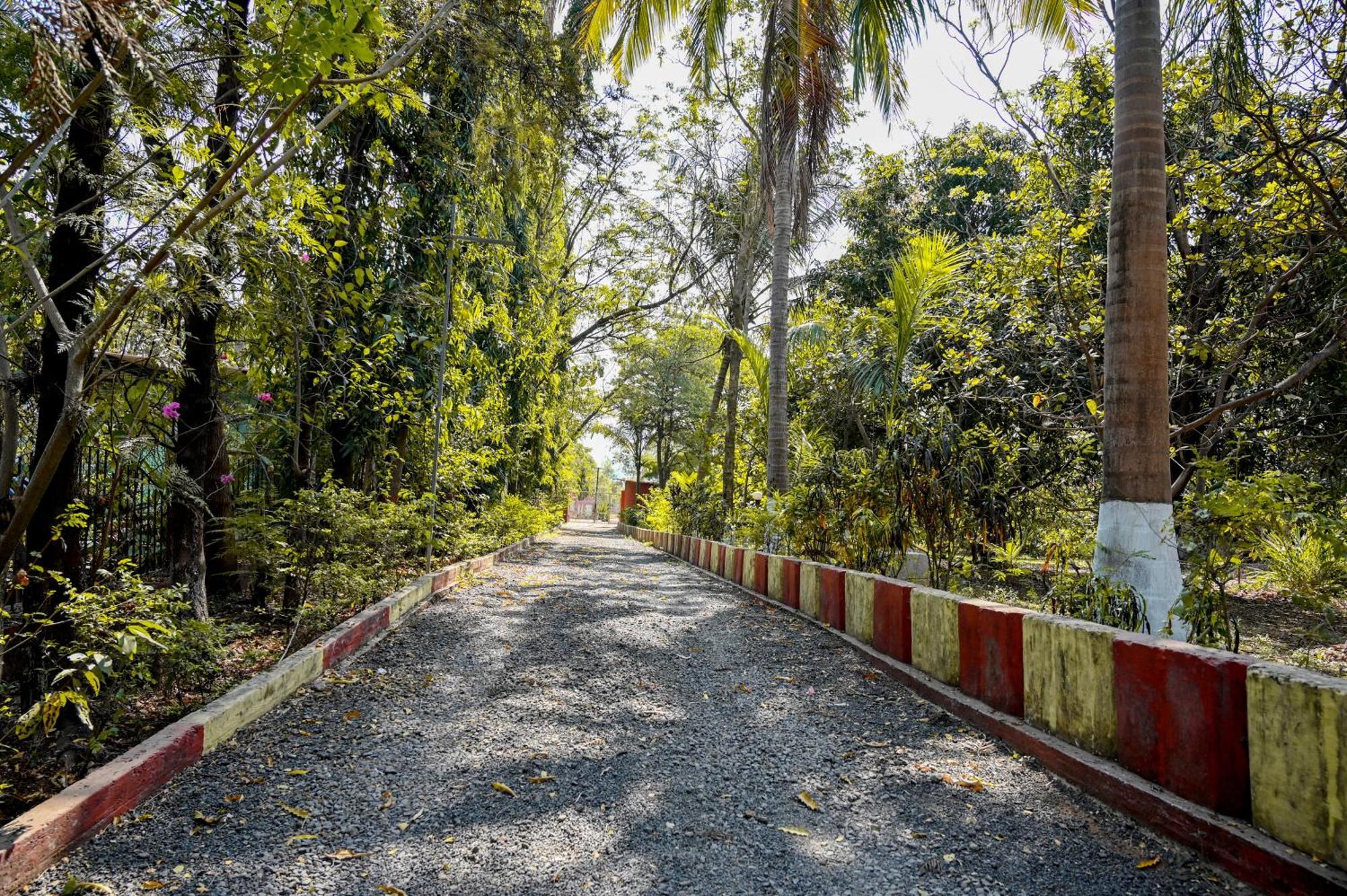 The Rippling Edge - River Front Property Karjat Eksteriør bilde